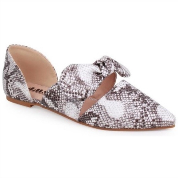 Snake print Flats - Picture 2 of 3